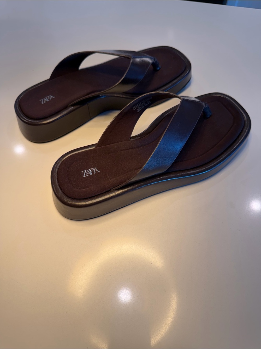 Zara Black Leather Thong Platform Sandals with Brown Footbed - Picture 3 of 4